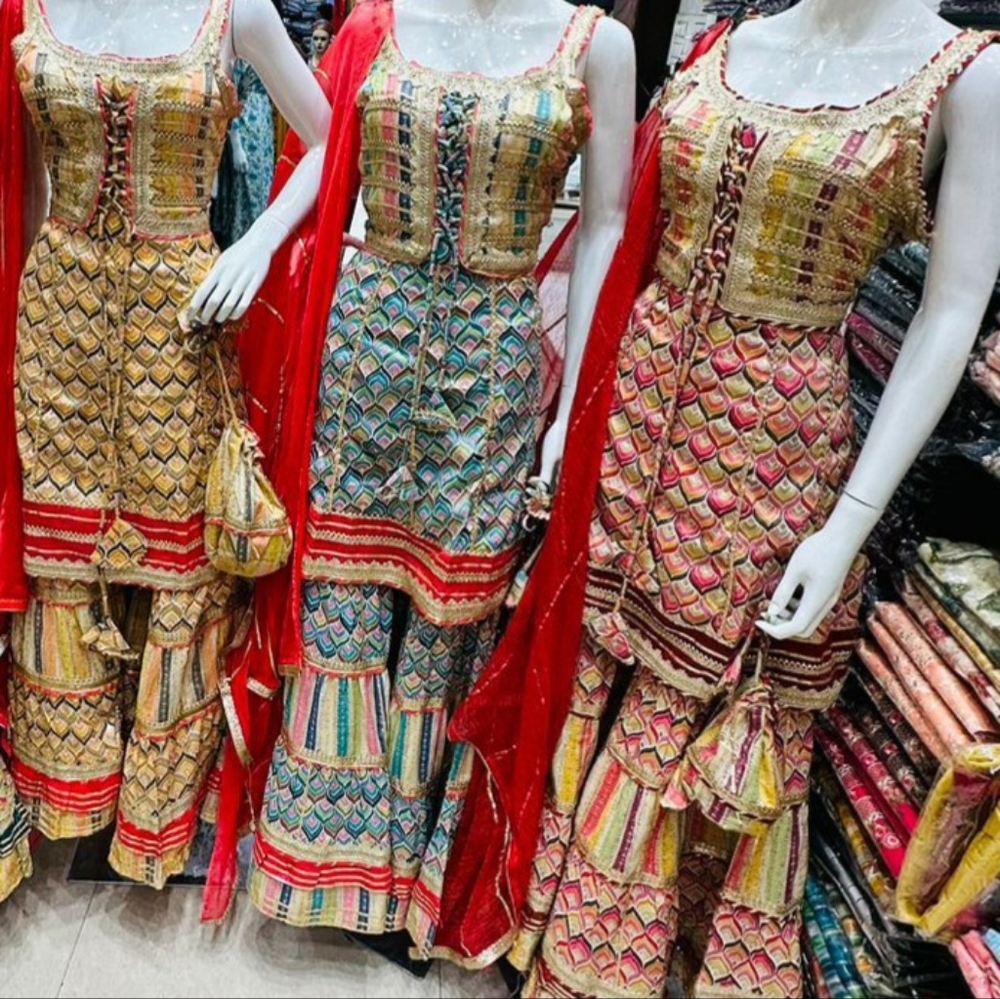Amaya sharara set with potli bag!